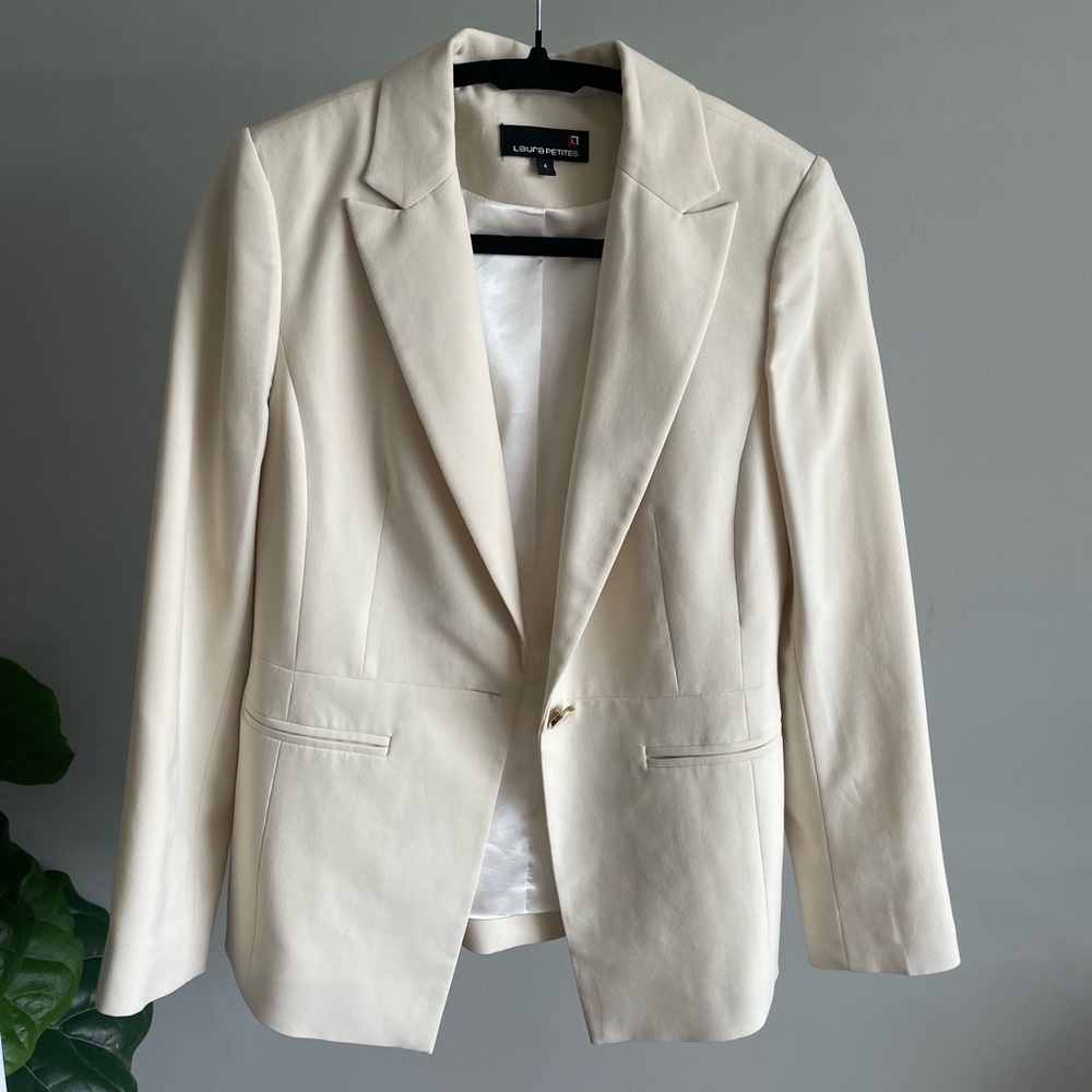 Laura Petites Beige Blazer Size 4